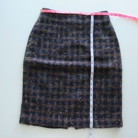 Ann Taylor Vintage Wool Boucle Plaid High Waisted Pencil Skirt - Picture 8 of 10
